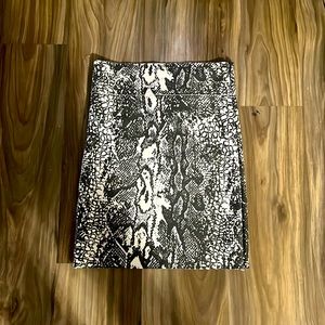 3/$20 Snakeprint bodycon skirt